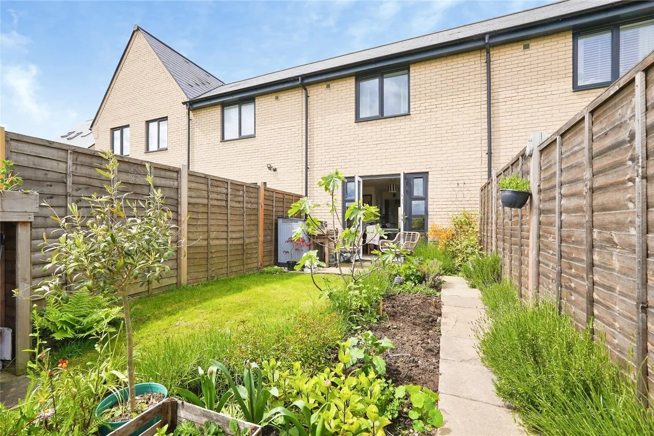 Appleton Road, Folkestone, Kent, CT20, photo 12