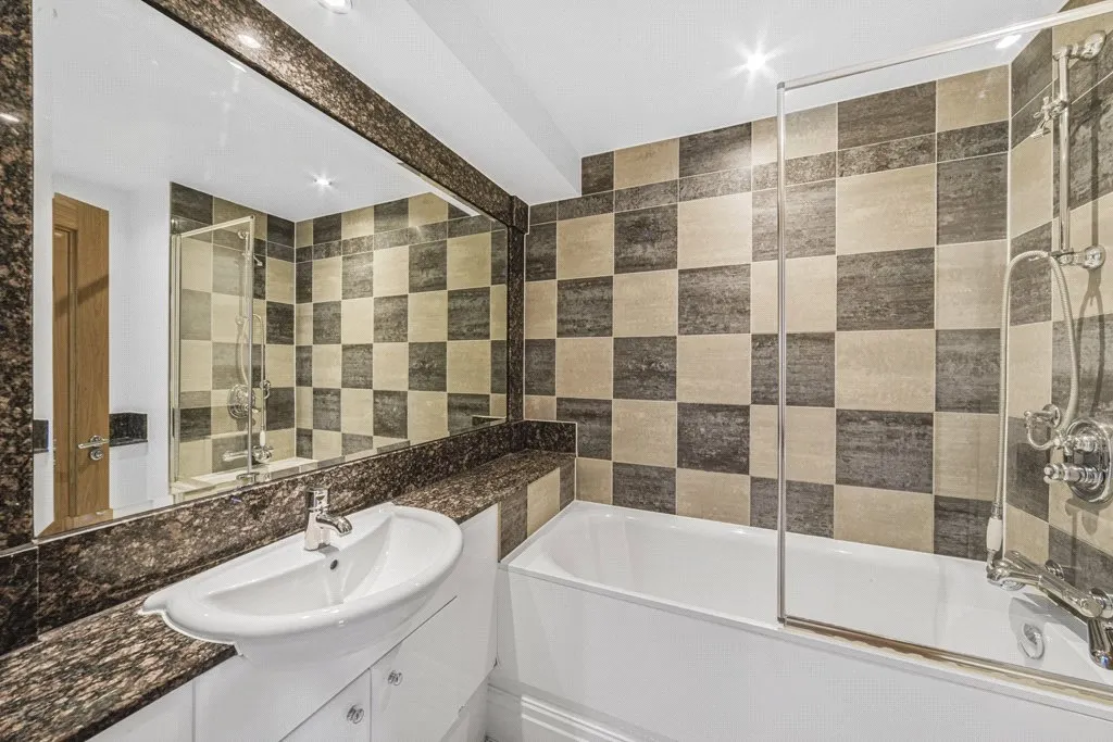 Imperial Crescent, Imperial Wharf, SW6, photo 6