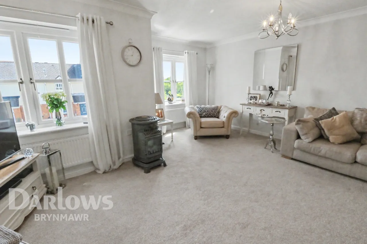 Lakeside Way, Ebbw Vale, photo 13