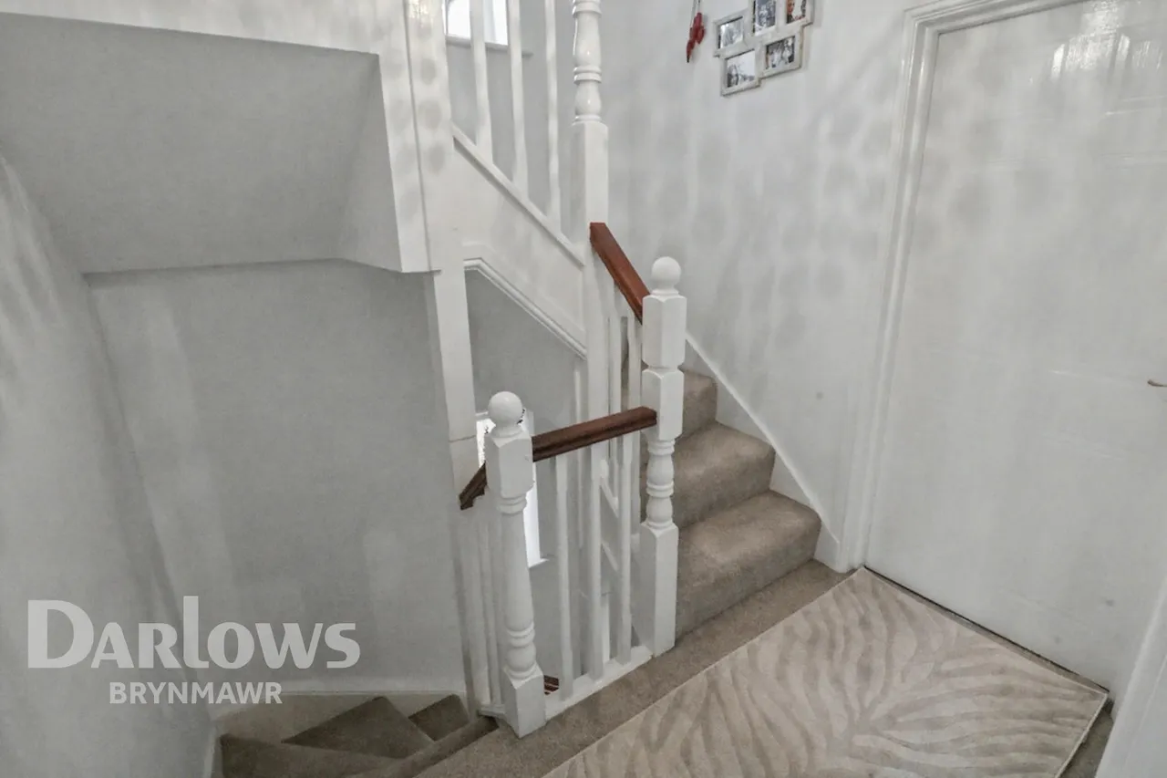 Lakeside Way, Ebbw Vale, photo 9