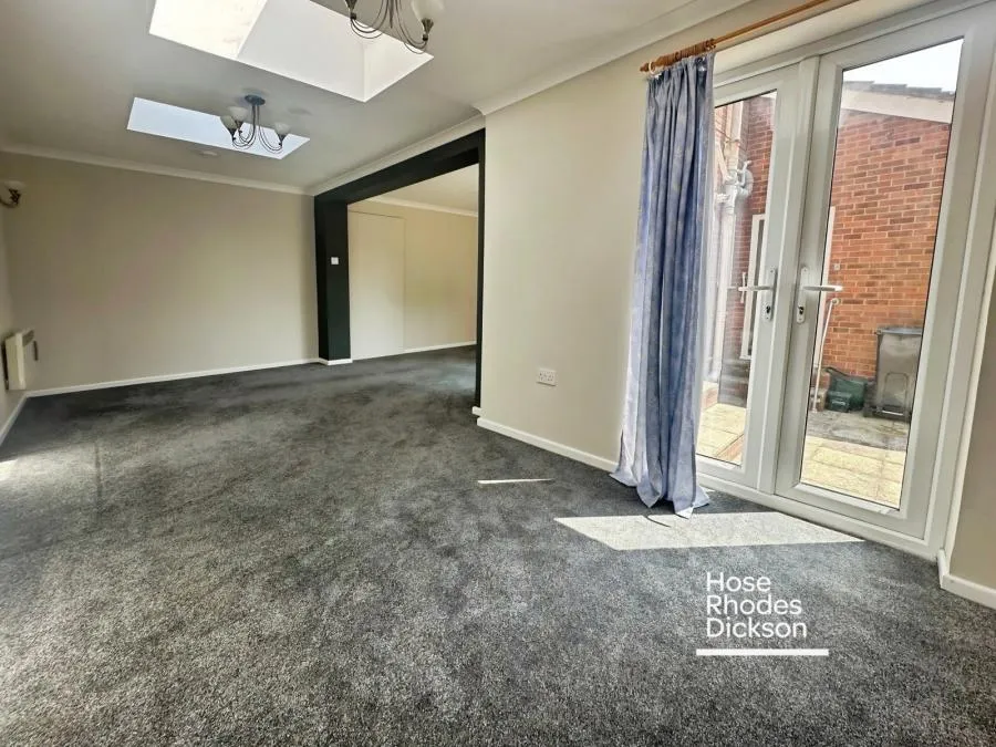 Latimer Road, St. Helens, PO33, photo 5