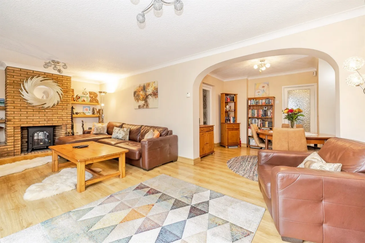 Bushey Mill Lane, Bushey, WD23, photo 16