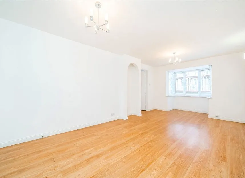 Cotton Avenue, Acton, W3, photo 2