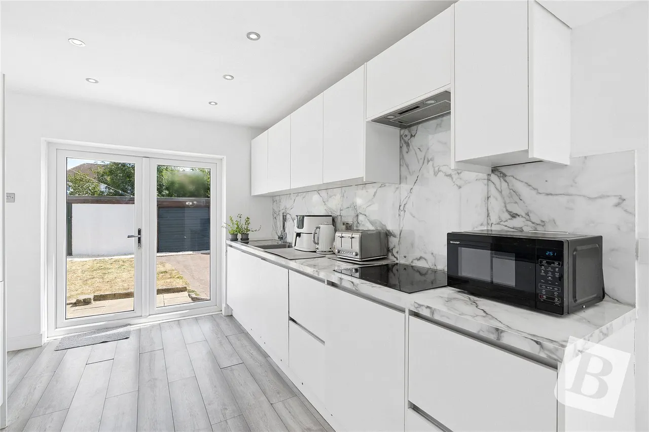 Lancaster Drive, Hornchurch, RM12, photo 6