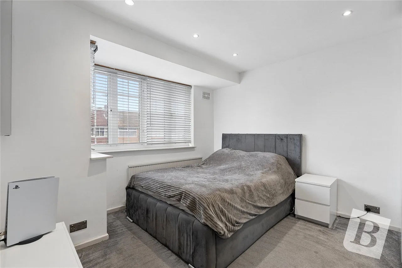 Lancaster Drive, Hornchurch, RM12, photo 4