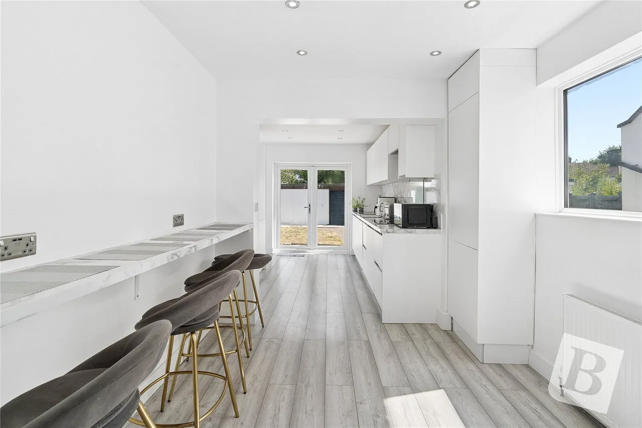 Lancaster Drive, Hornchurch, RM12, photo 5