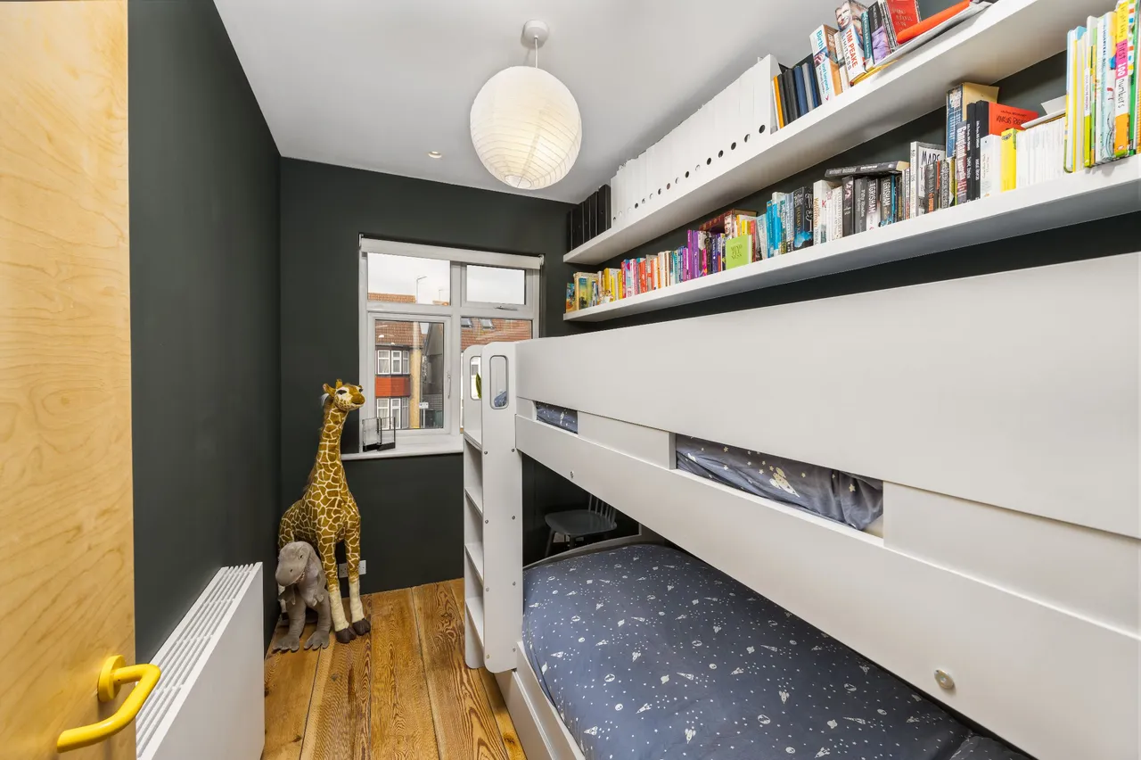 Whitmore Gardens, NW10, photo 18