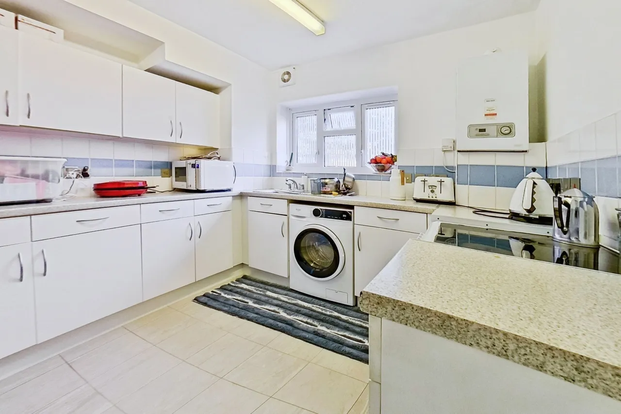 Corran Way, South Ockendon, Essex, RM15, photo 2