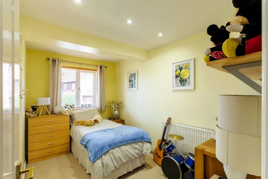 Leivers Close, East Leake, LE12, photo 12