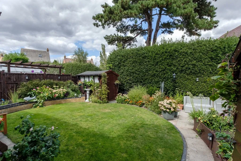 Leivers Close, East Leake, LE12, photo 15