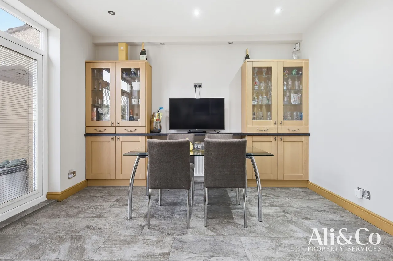 Lenmore Avenue, Grays, Essex, RM17 5NY, photo 8