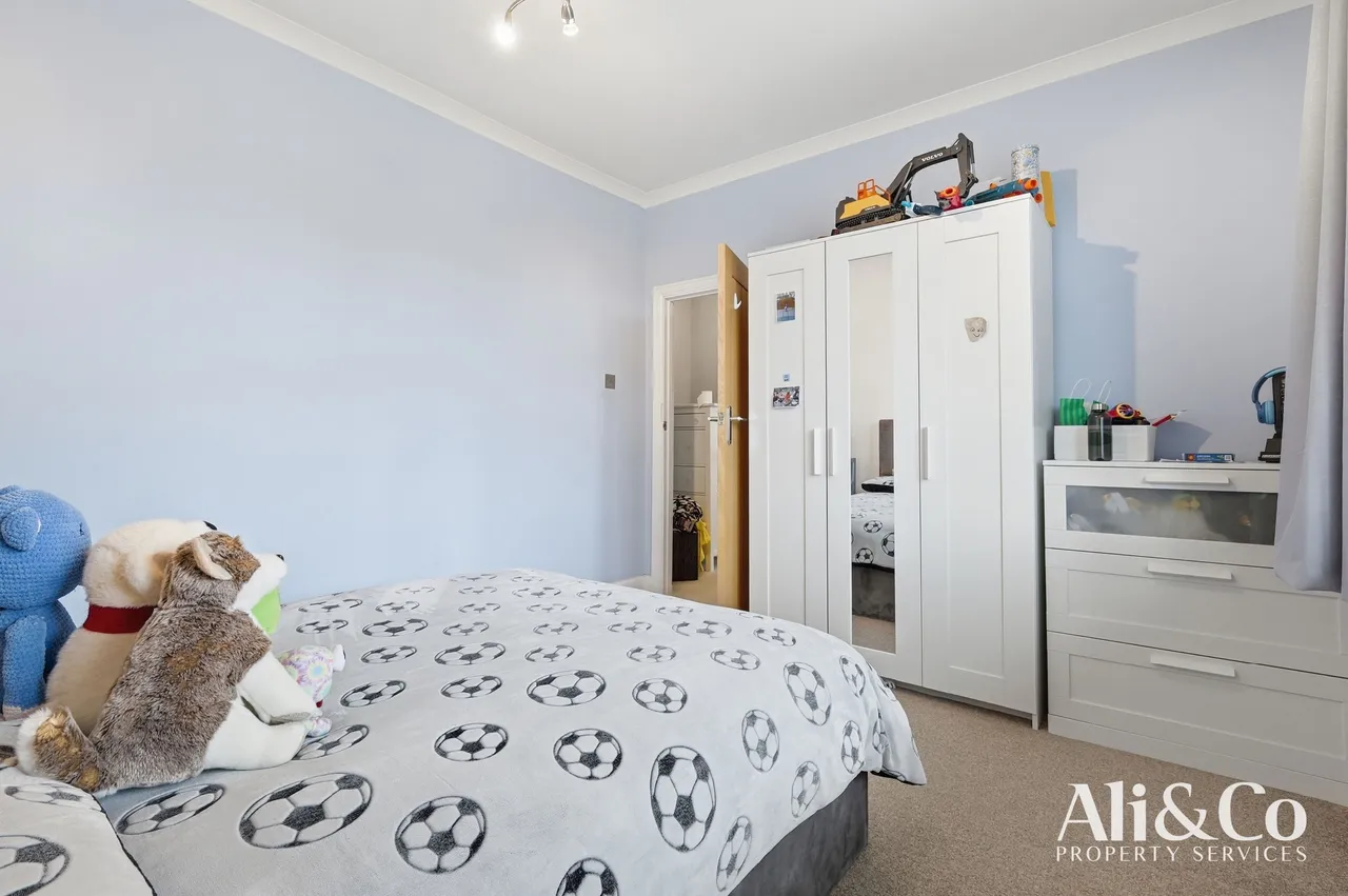 Lenmore Avenue, Grays, Essex, RM17 5NY, photo 11