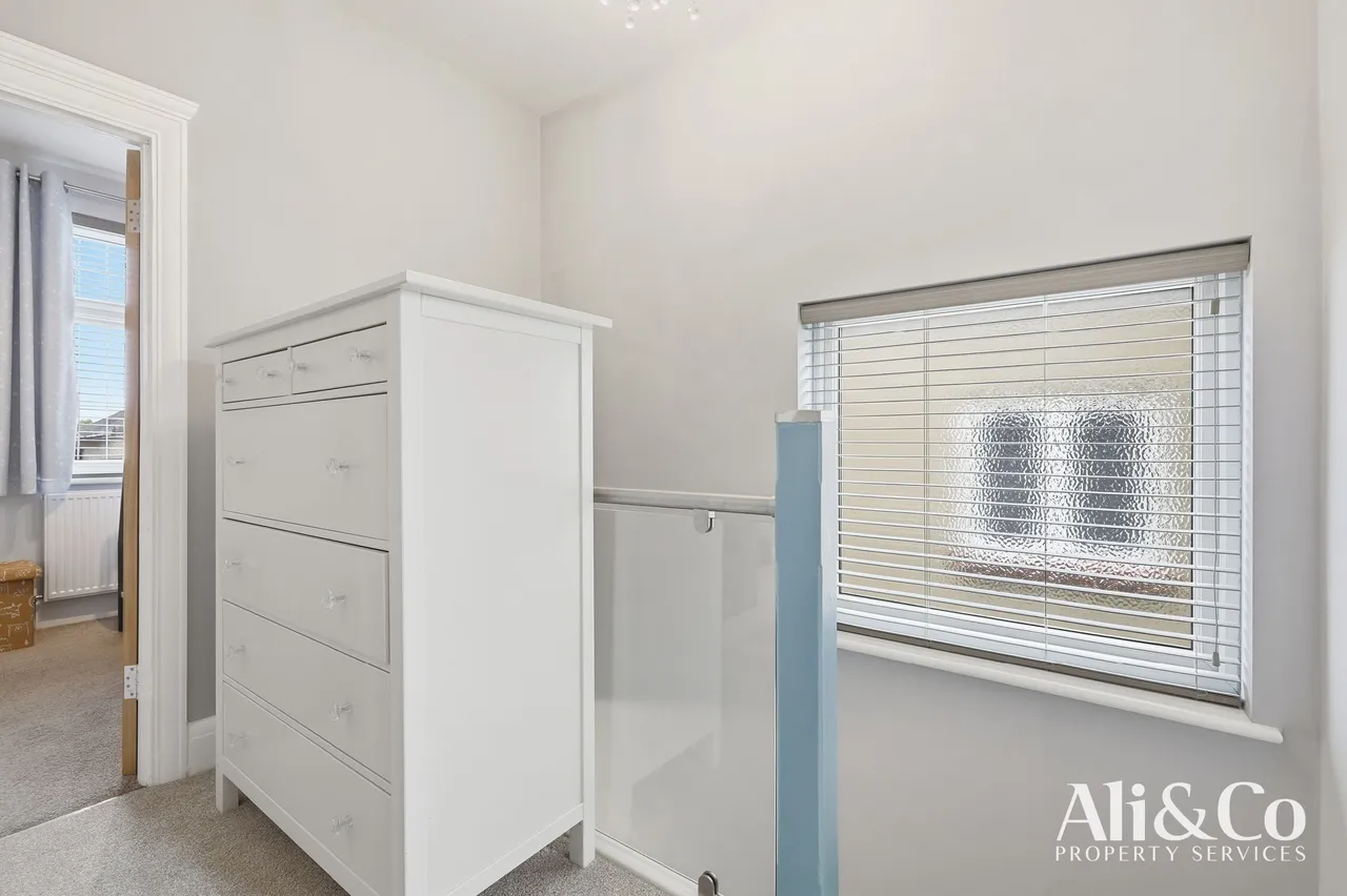 Lenmore Avenue, Grays, Essex, RM17 5NY, photo 16