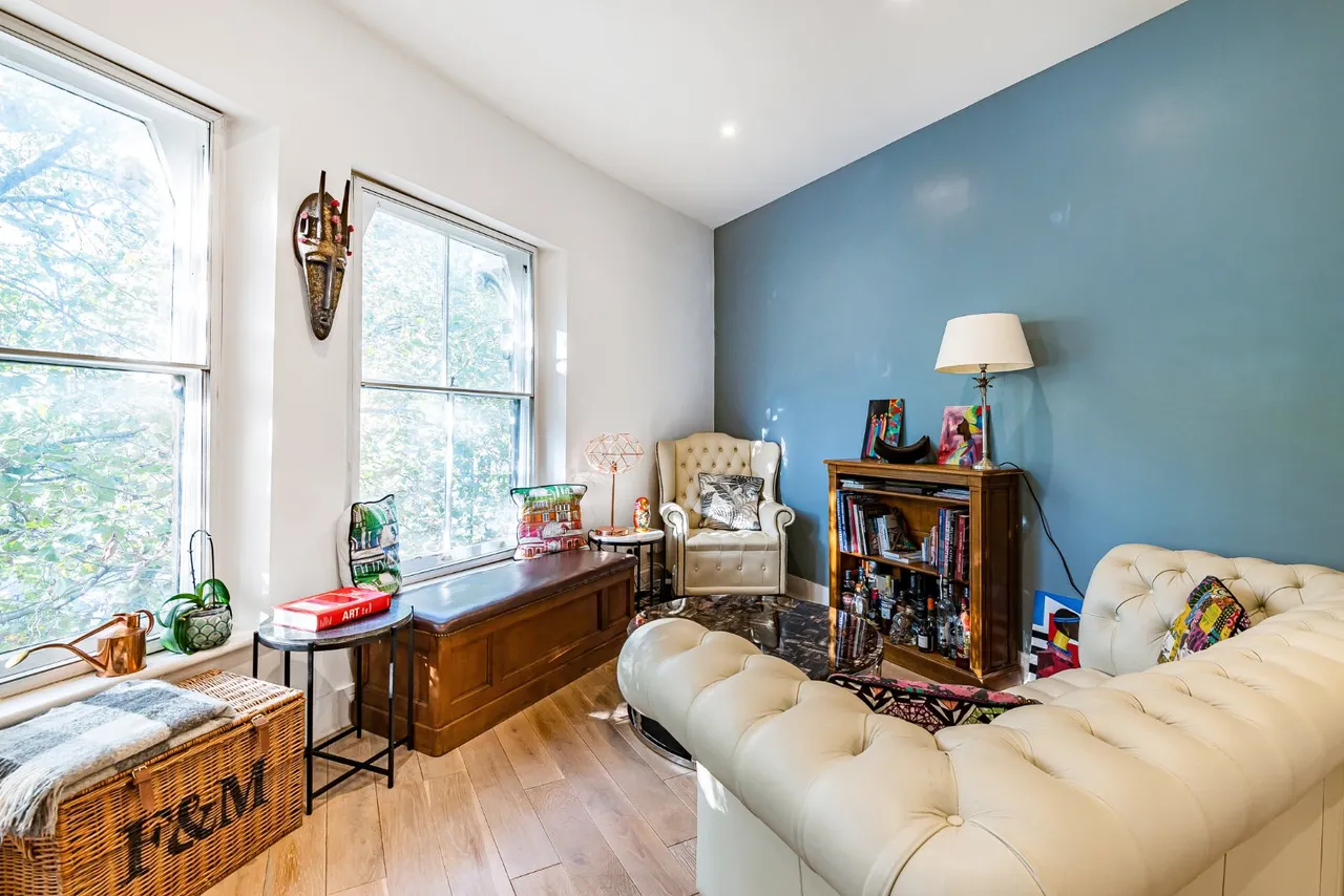Farringdon Road, London, EC1R, photo 6