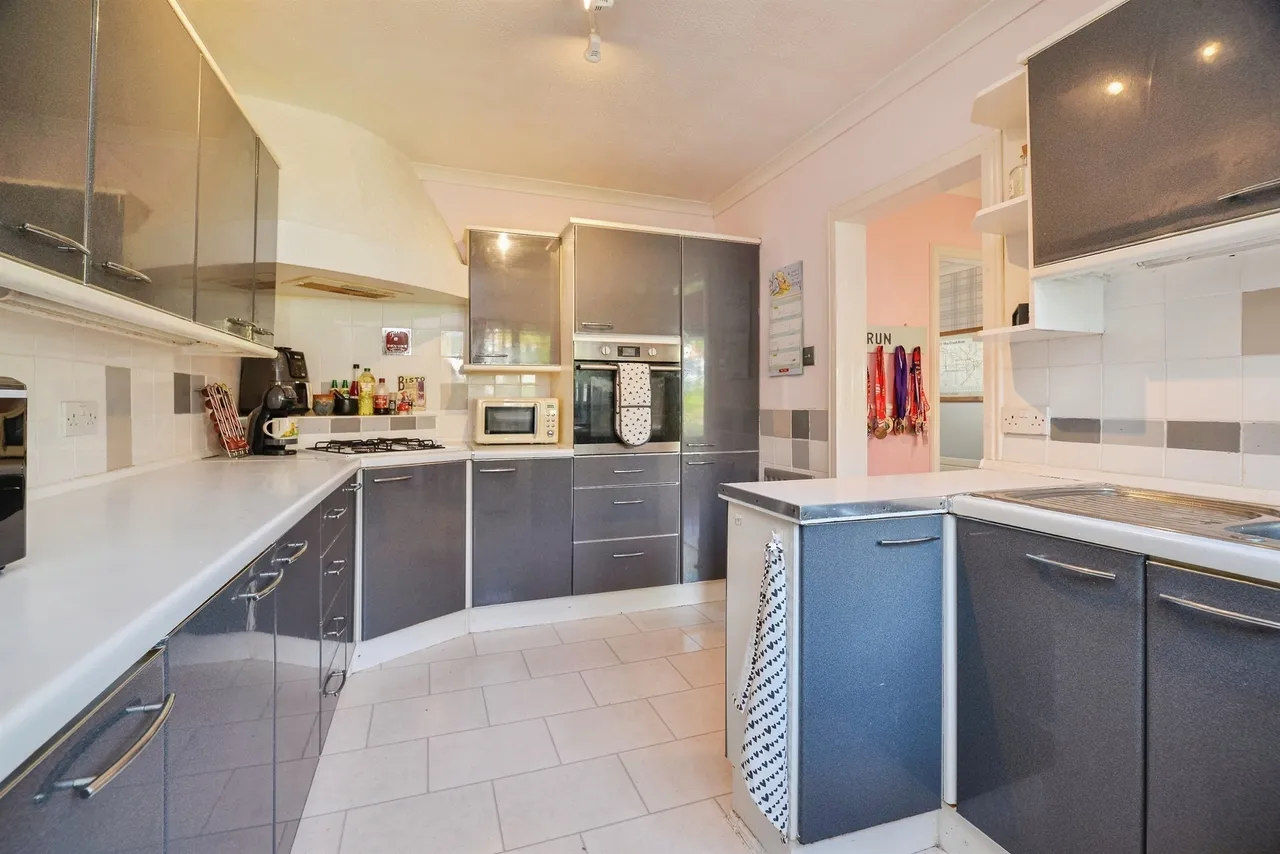 Rosewood Court, Marton-In-Cleveland, TS7, photo 5