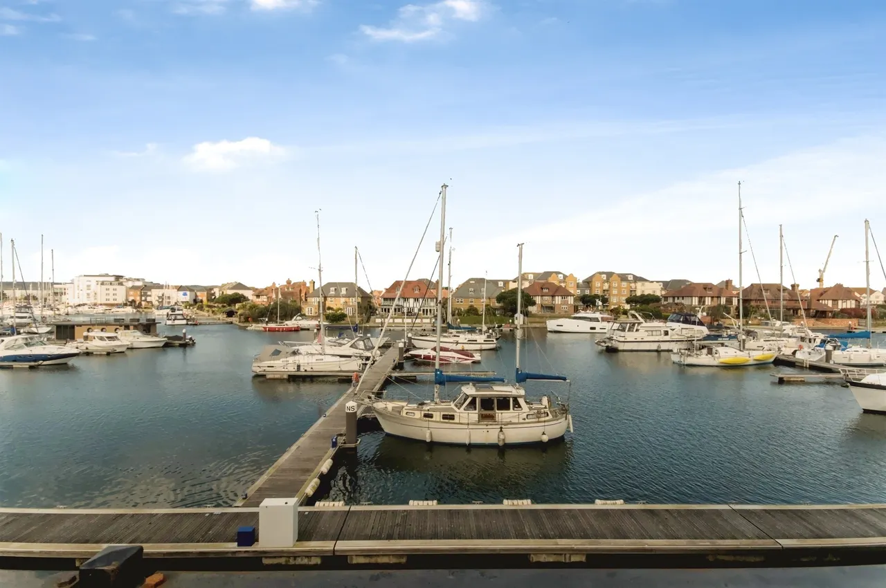 Golden Gate Way, Eastbourne, BN23, photo 14