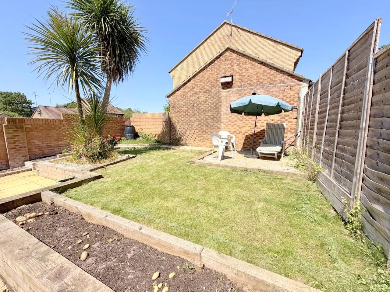 Chalbury Close, BH17, photo 3