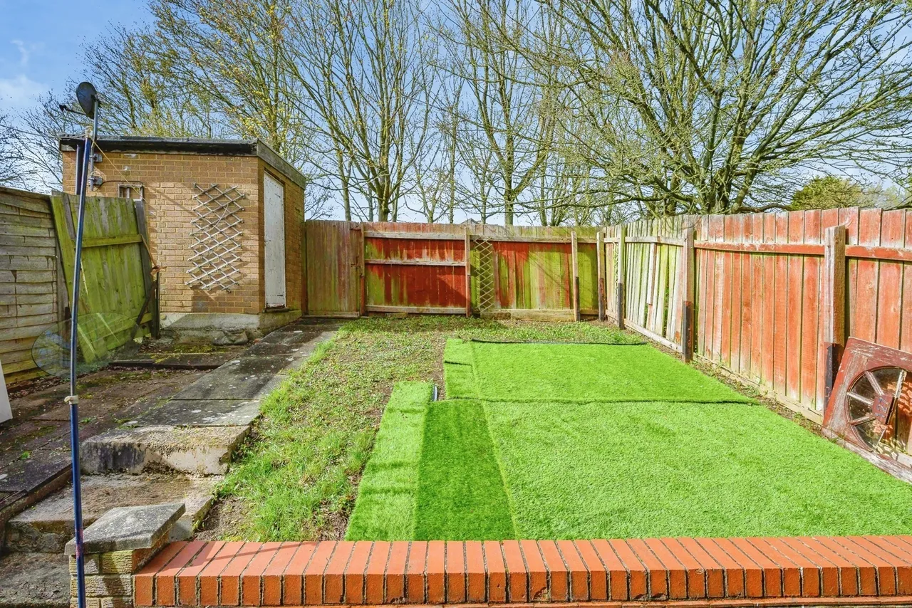 Olympic Close, Luton, Bedfordshire, LU3, photo 14