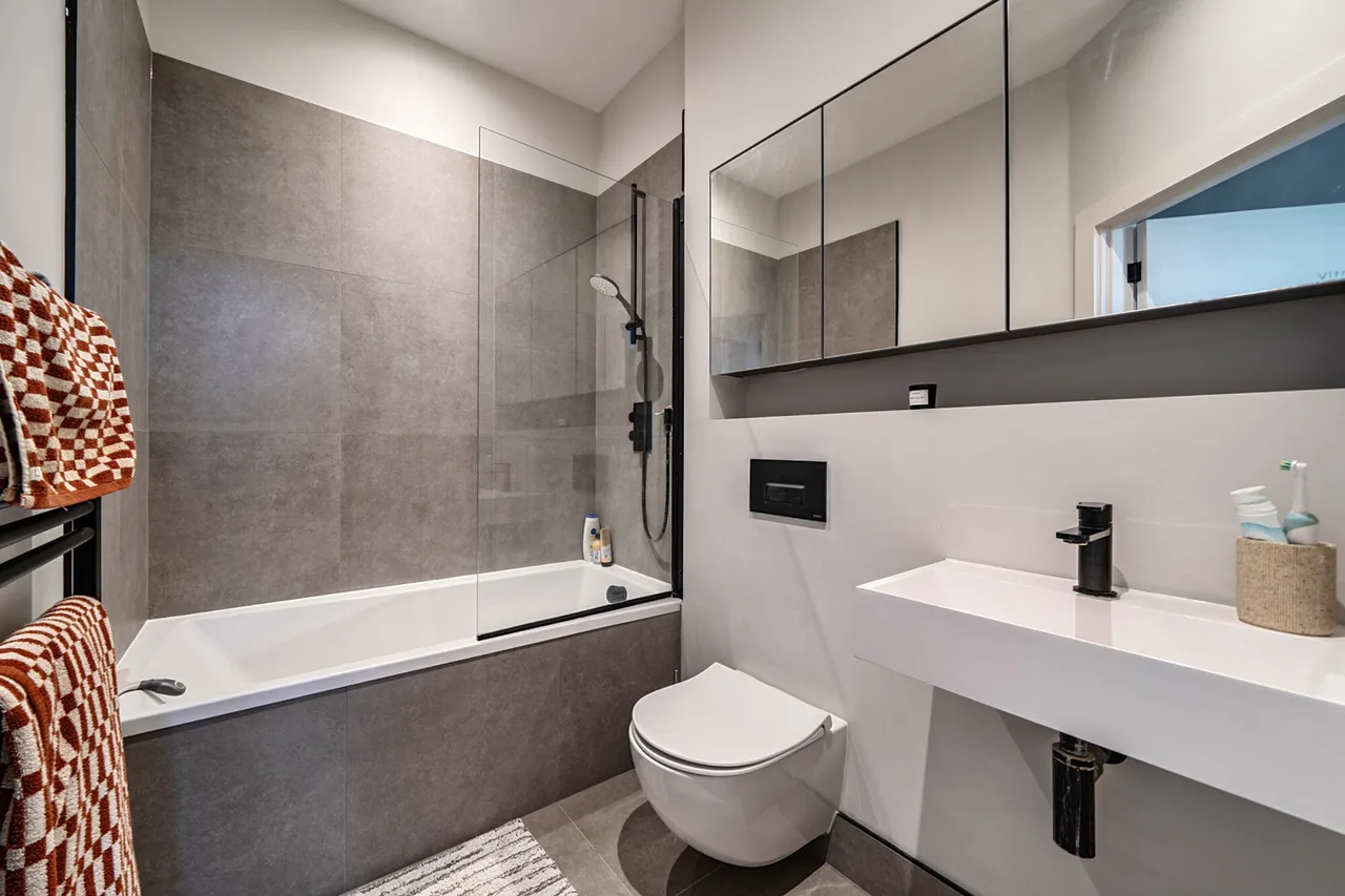 Field End Road, Ruislip, HA4, photo 9