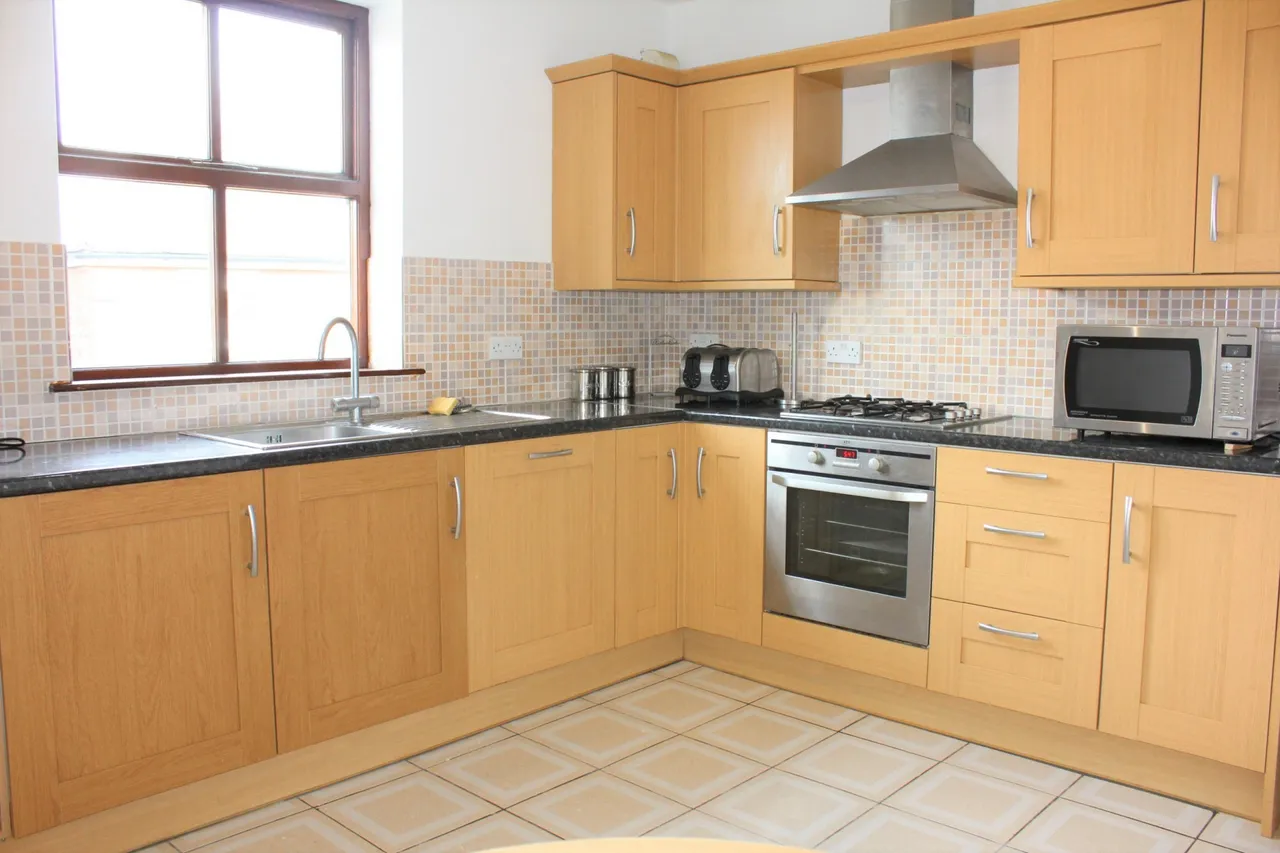 Plungington Road, Preston, Lancashire, PR1 7UD, photo 2