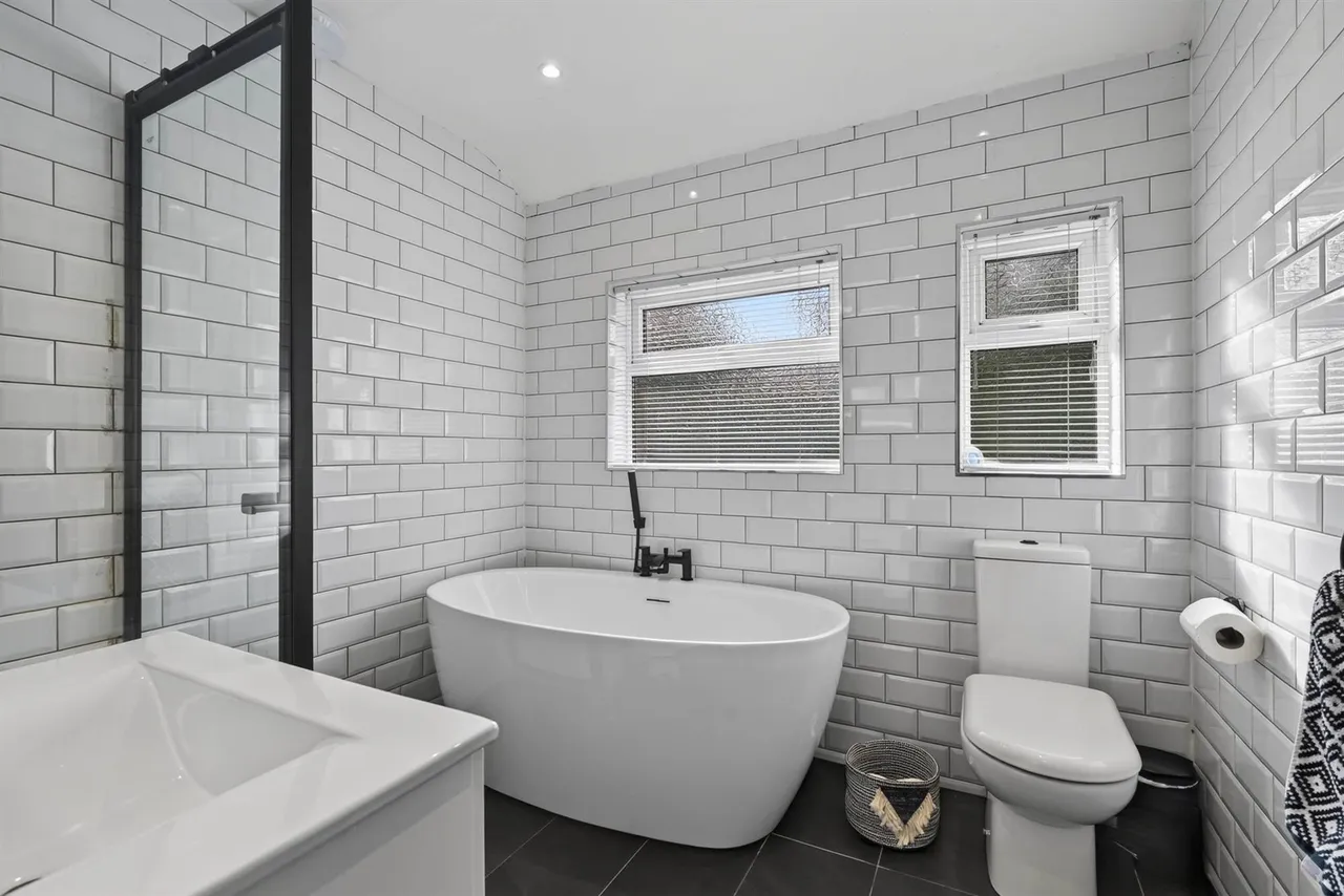 Greystown Avenue, Belfast, BT9, photo 13