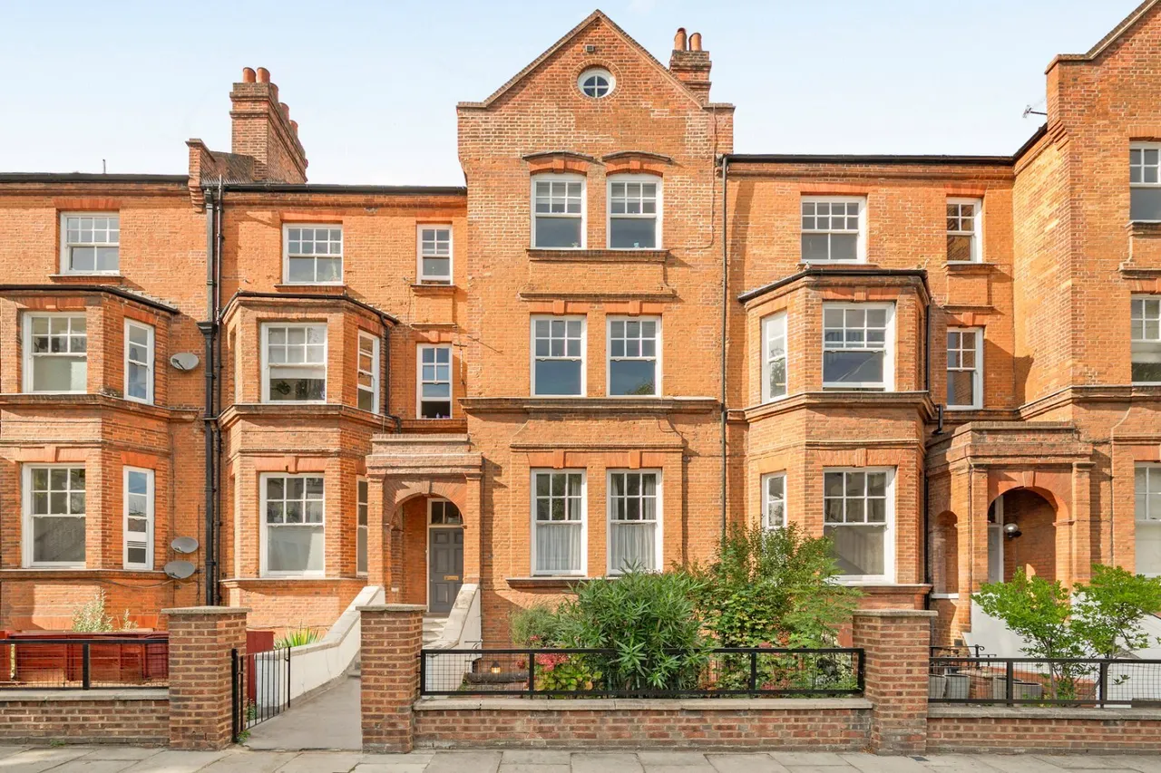 2 bed flat for sale, Elgin Avenue, London, W9
