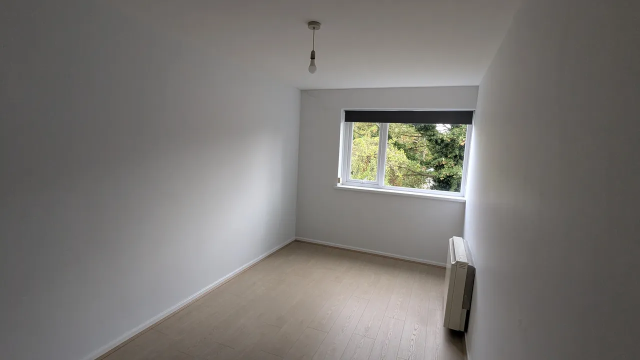 Lees Hall Crescent, Fallowfield M14, photo 5