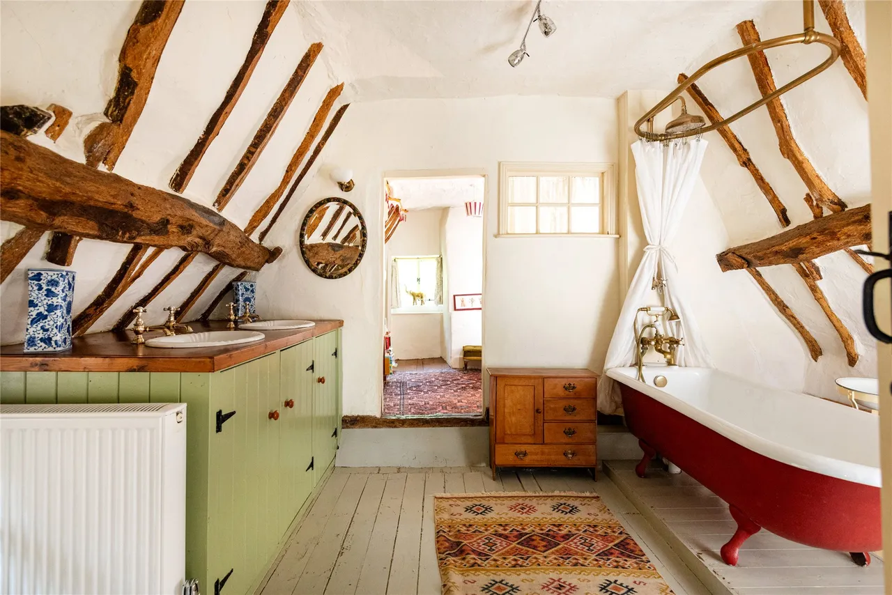 The Lane, Grafton Regis, NN12, photo 13