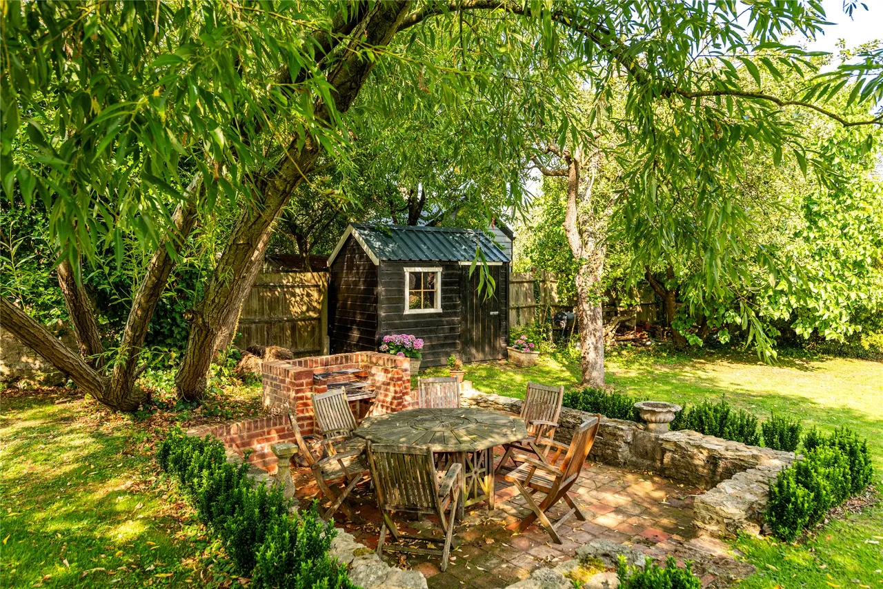 The Lane, Grafton Regis, NN12, photo 8