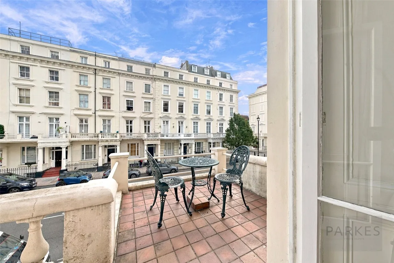 Belgrave Road, London, SW1V 2BL, photo 2