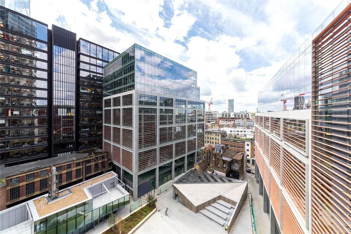 flat to rent — Hewett Street, Shoreditch
