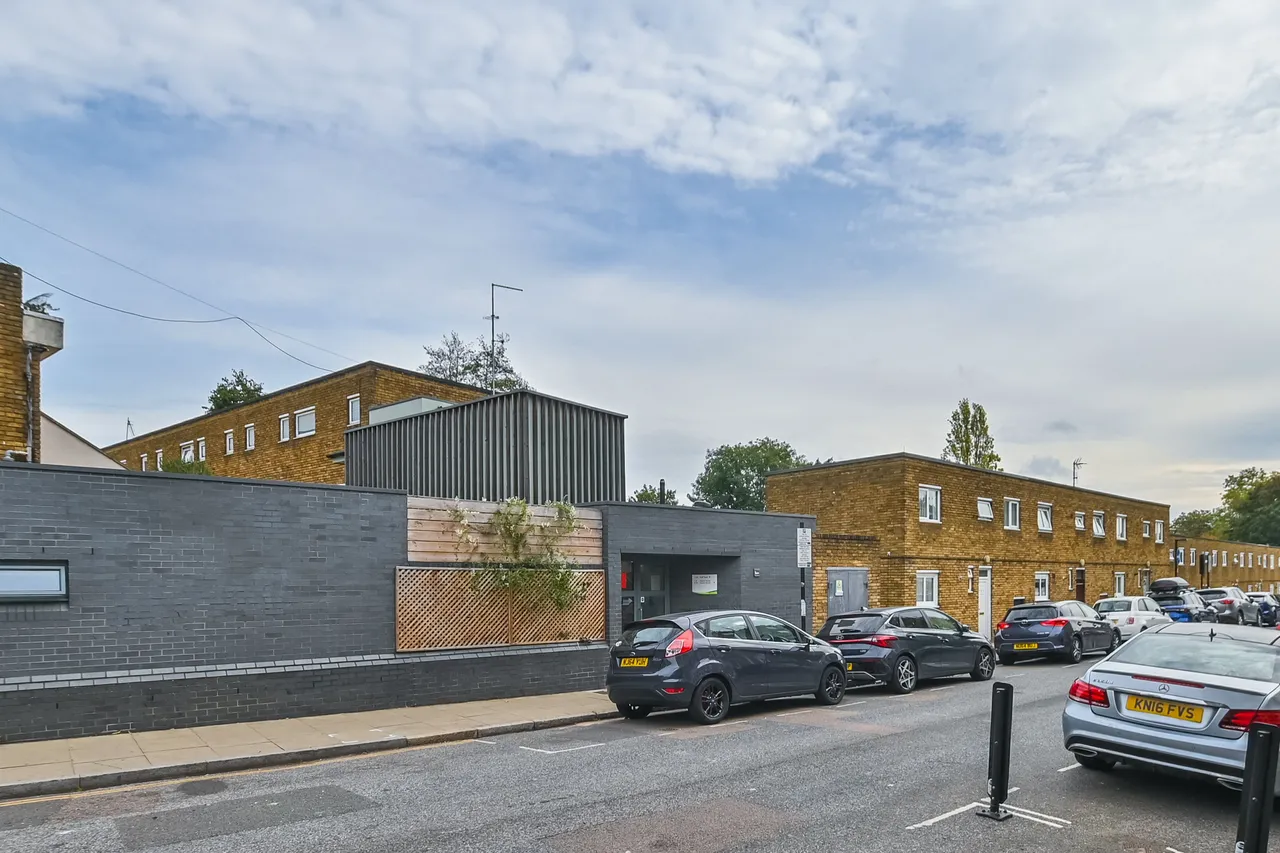 London, N7, photo 14