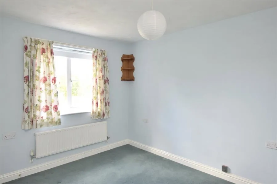 Bluebell Way, Carterton, OX18, photo 10