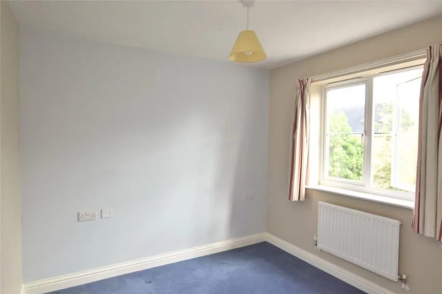 Bluebell Way, Carterton, OX18, photo 9