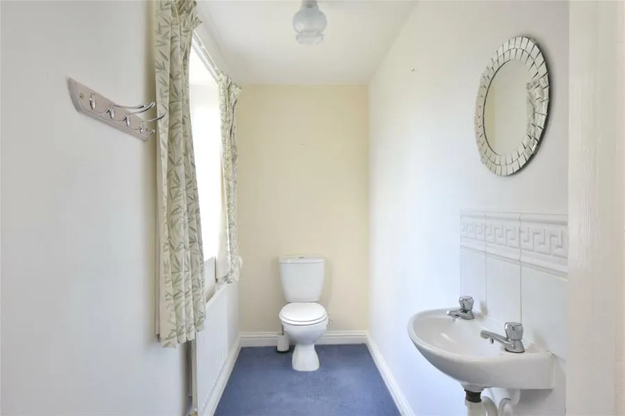 Bluebell Way, Carterton, OX18, photo 12