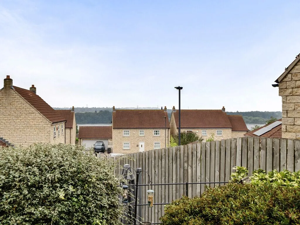 Cross Hill, Fairburn, WF11, photo 20