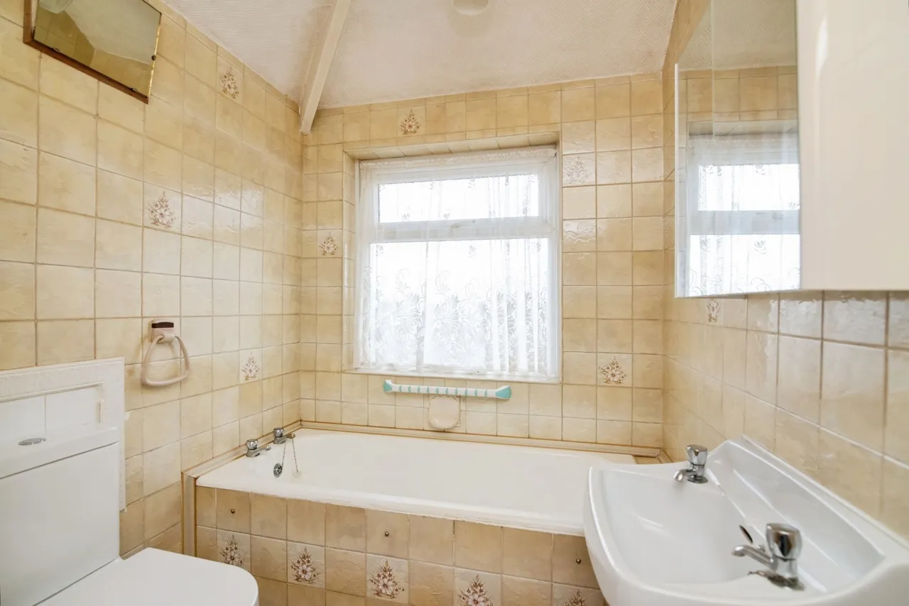 Beecher Road, Halesowen, B63, photo 26