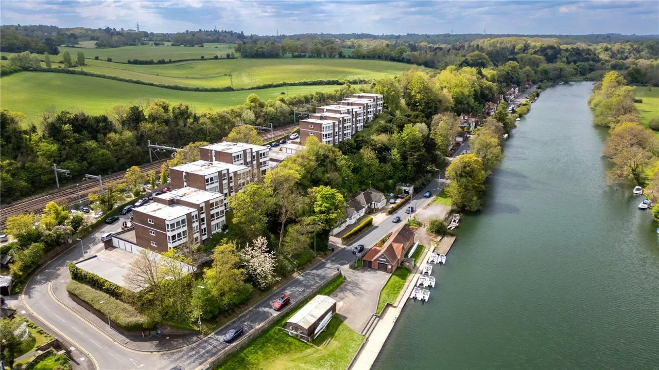 2 bed flat for sale, Shooters Hill, Pangbourne, RG8