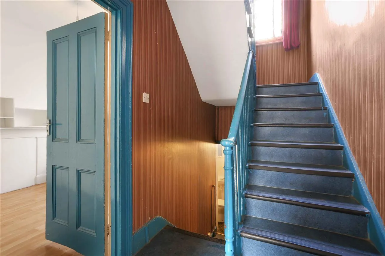 Windsor Road, London, photo 8