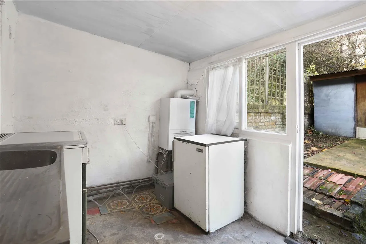 Windsor Road, London, photo 10