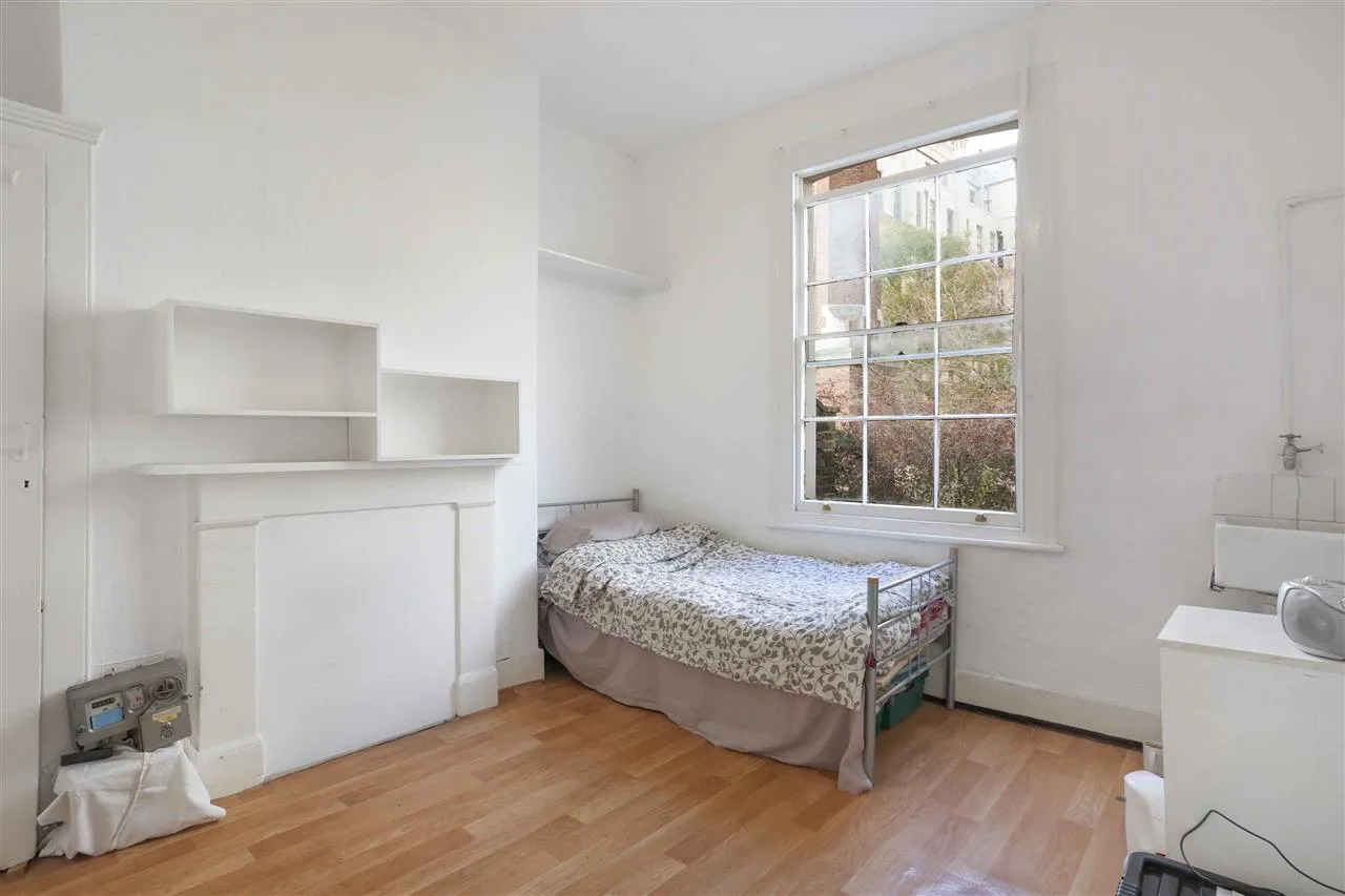 Windsor Road, London, photo 5