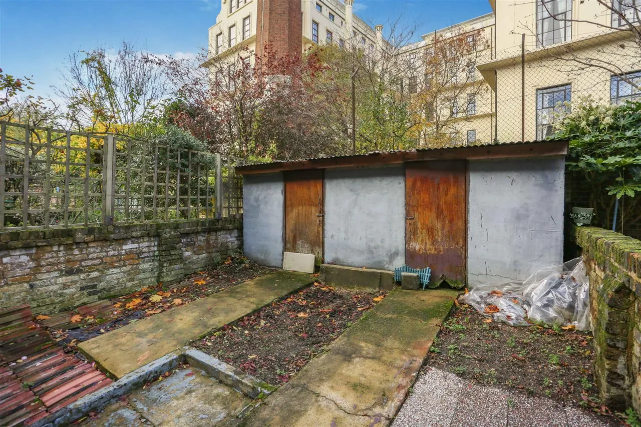 Windsor Road, London, photo 12