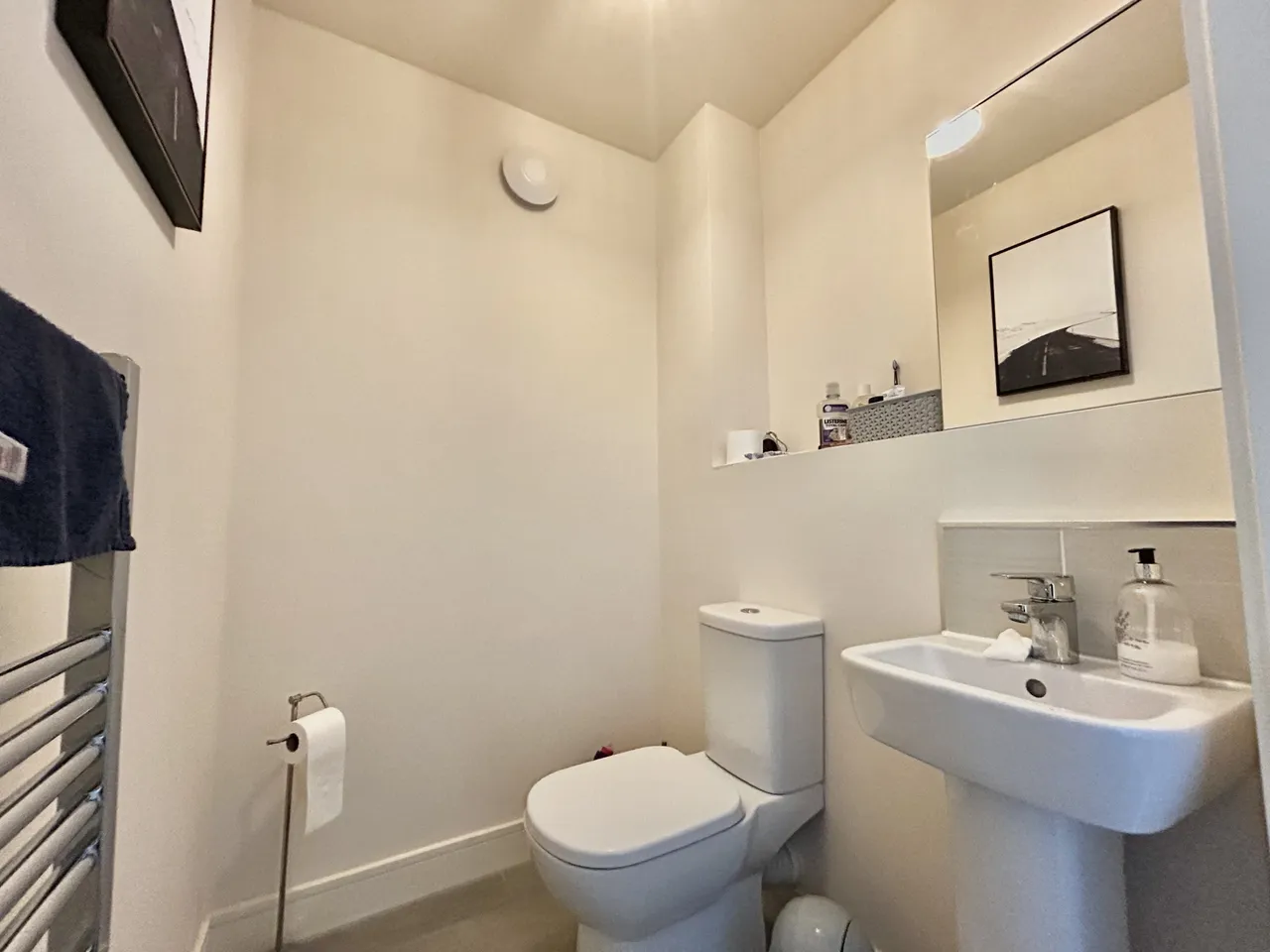 Connaught Court, HG1, photo 8