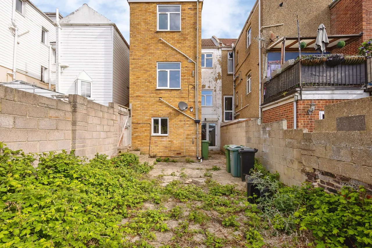 Highland Road, Southsea, PO4, photo 11