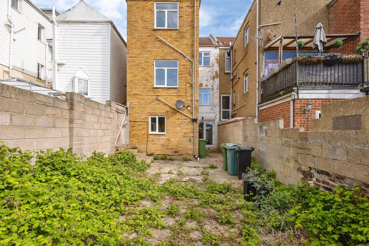 Highland Road, Southsea, PO4, photo 13