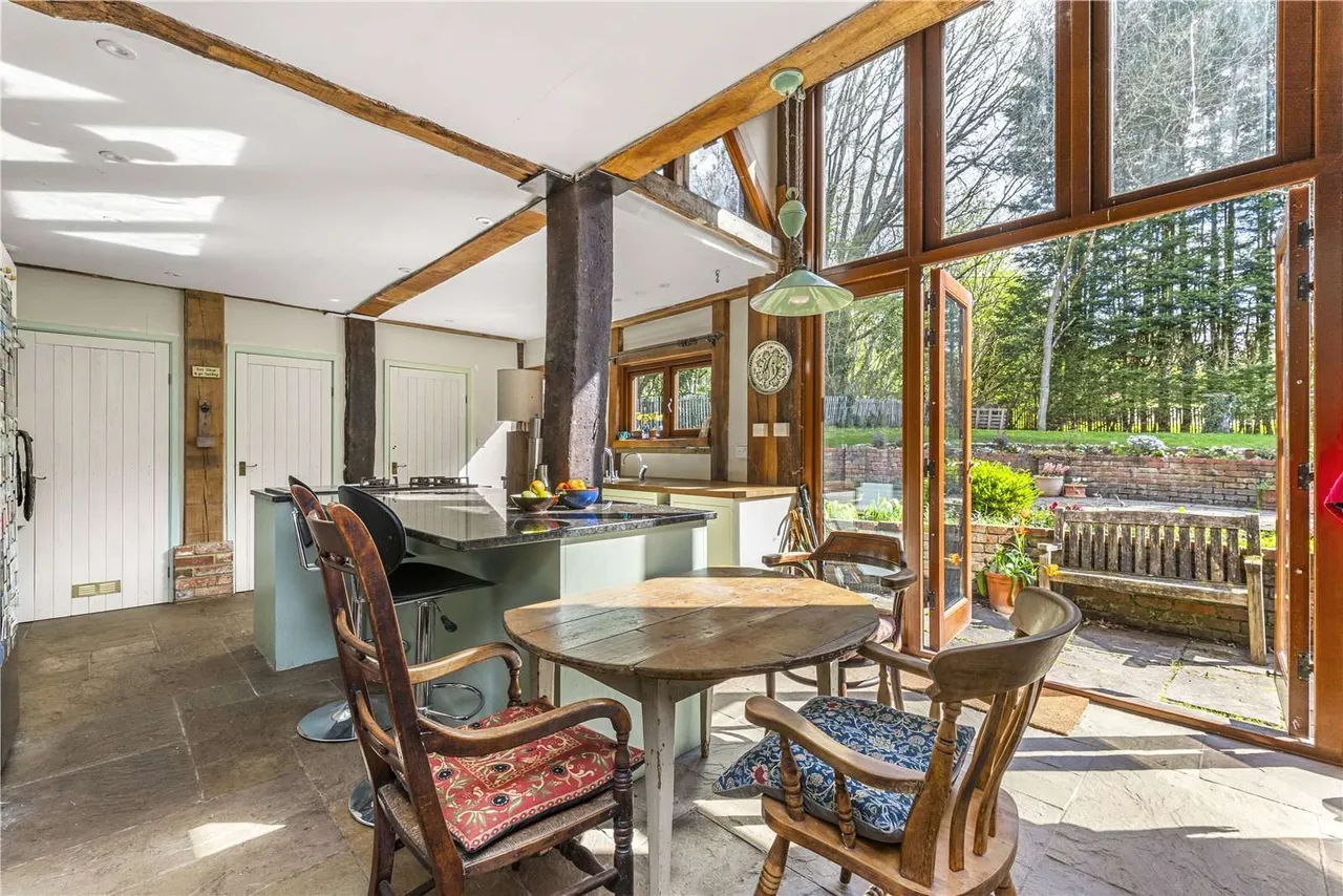 Standford Lane, Headley, Bordon, Hampshire, GU35 8RH, photo 7
