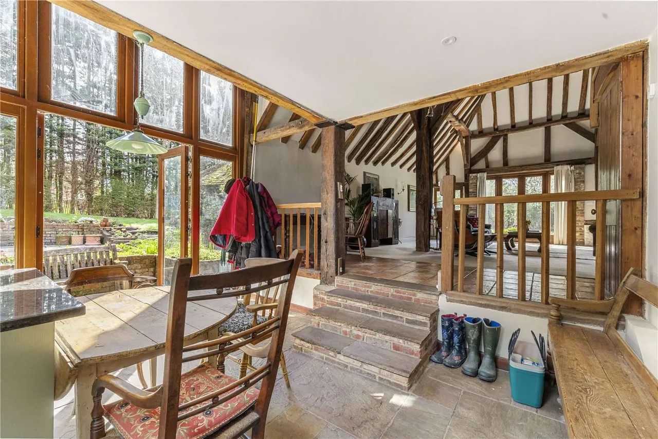 Standford Lane, Headley, Bordon, Hampshire, GU35 8RH, photo 8