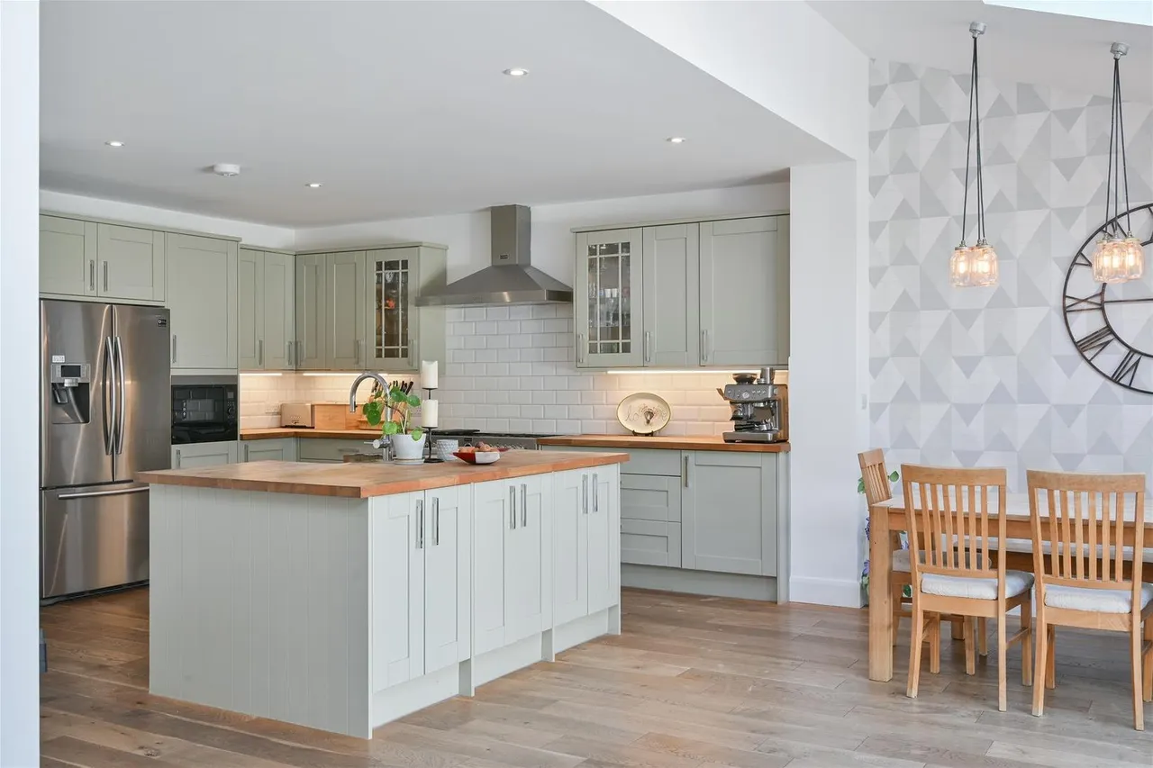 Alexandra Drive, Surbiton KT5 9AD, photo 4
