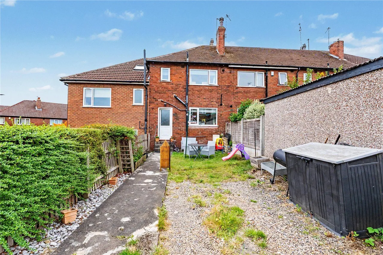 Springfield Walk, Horsforth, LS18, photo 8