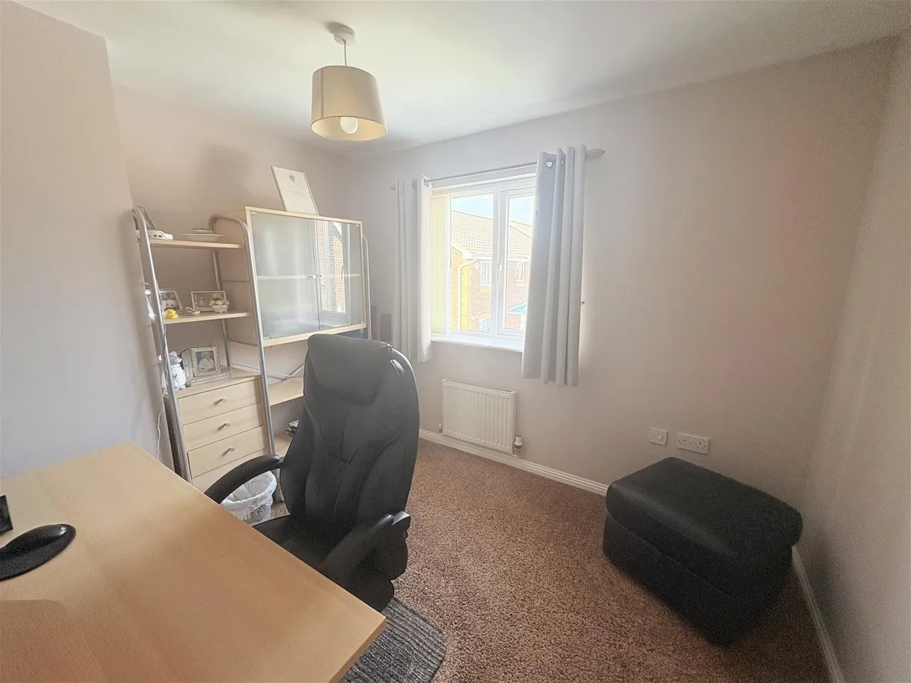 Howard Close, Lee-On-The-Solent, photo 19